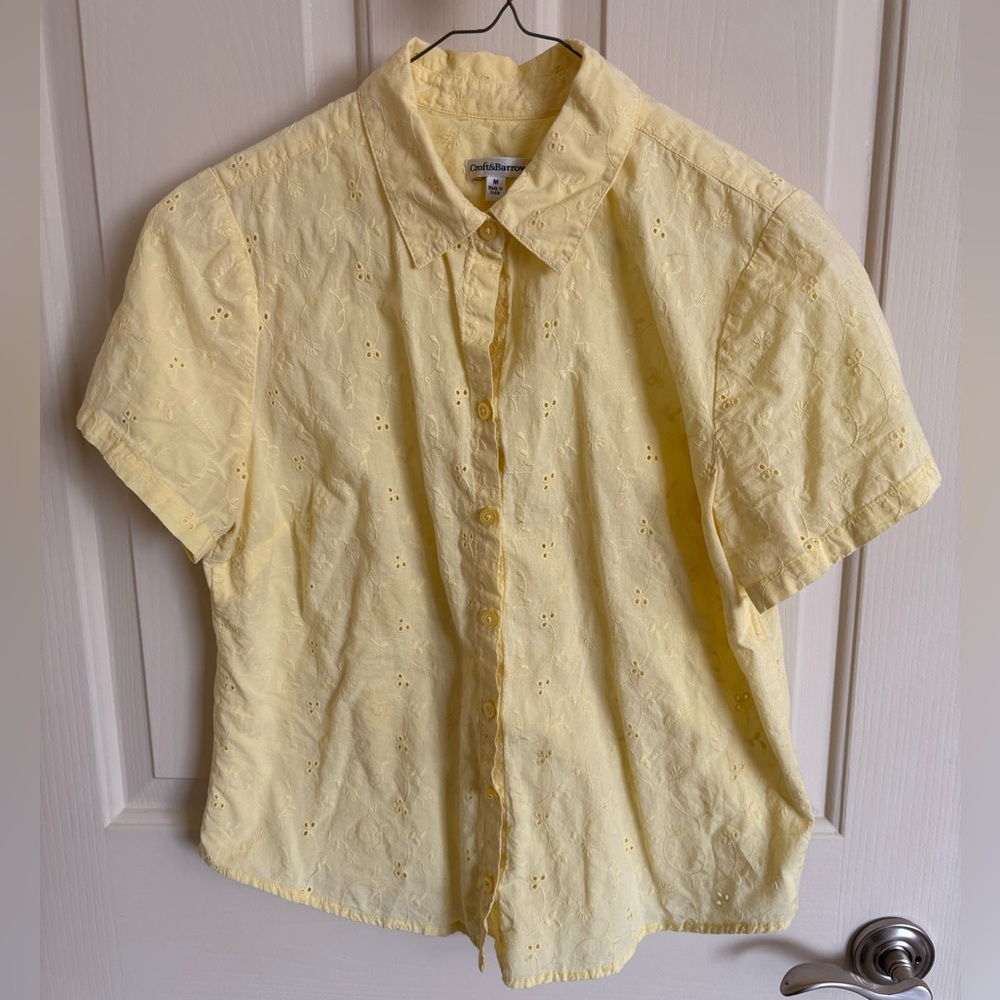 Croft & Barrow Light Yellow Eyelet Blouse